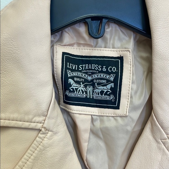Levi's Pink FAUX Leather Moto Jacket with Asymmetrical Zipper - Picture 2 of 8